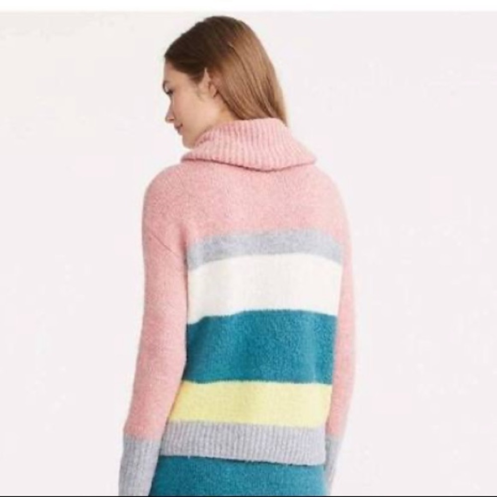 New - LOFT - Lou and Grey sweater